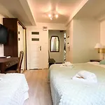 Villa K2